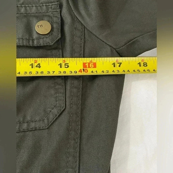 Vintage Y2K TOMMY HILFIGER army green cargo snap button zip up women’s jacket - Picture 5 of 5